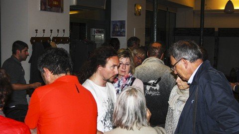 café